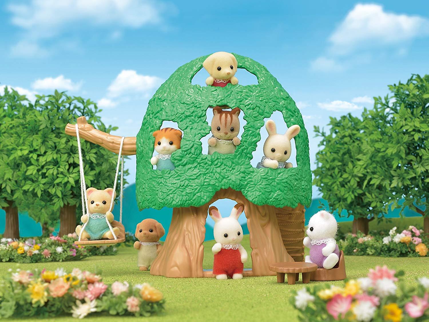Calico La Maison Dans L Arbre De Bebe Poupees Barbie Et Articles Menagers Calico Critters Woodzeez